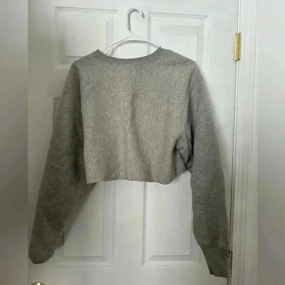 Champion Reverse Weave Cropped Sweatshirt - Picture 4 of 8